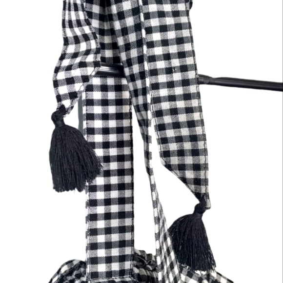 Old Navy NWT Black & White Crop Top Size Large - Picture 8 of 10